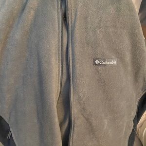 Columbia men’s fleece vest
